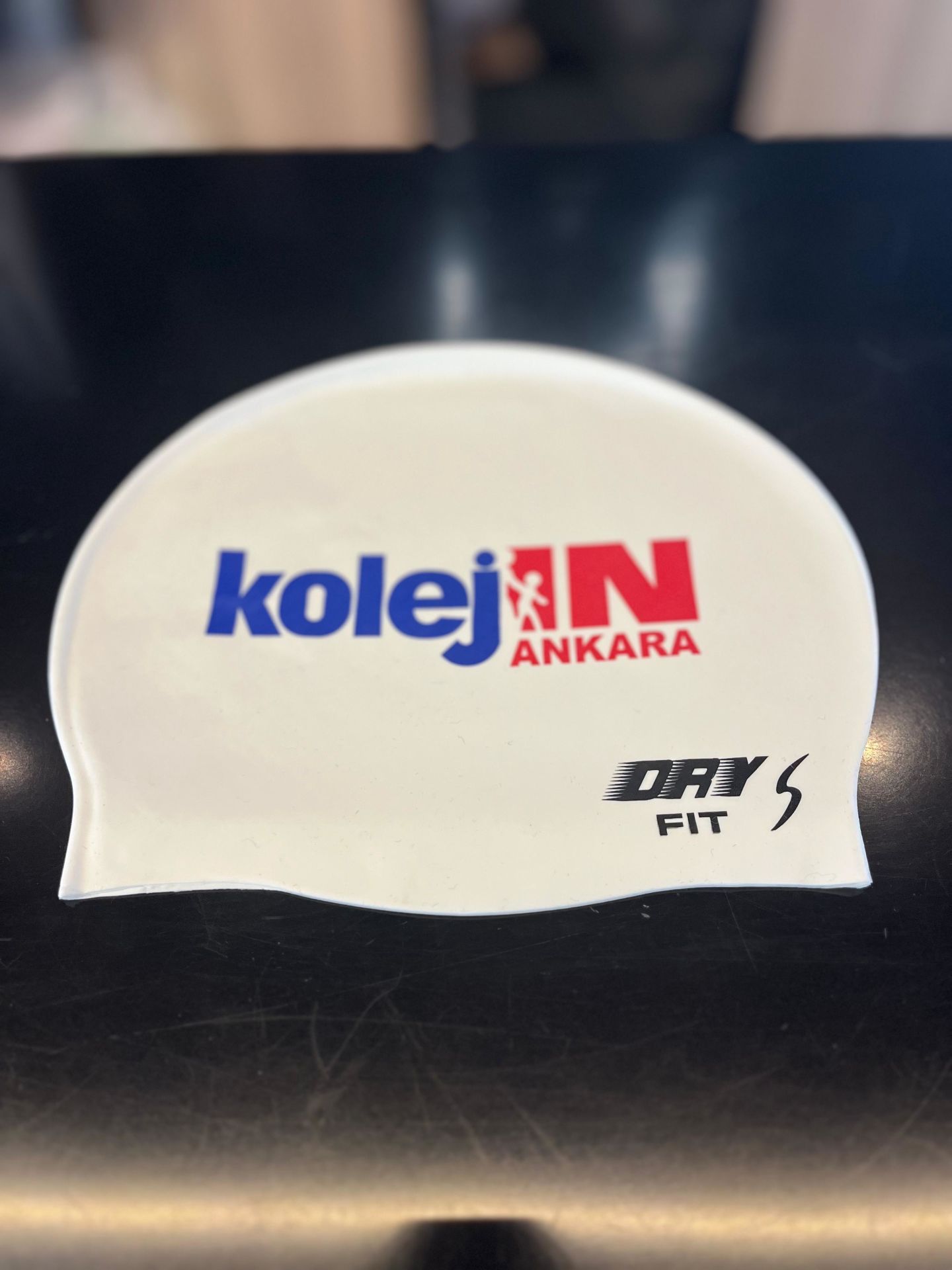 YÜZÜCÜ BONESİ BEYAZ