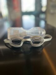 YÜZÜCÜ GÖZLÜĞÜ