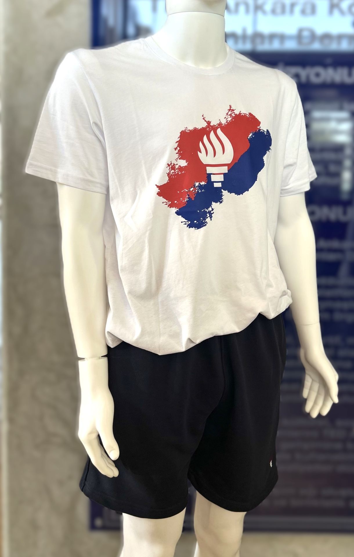 MEŞALE LOGOLU ŞORT